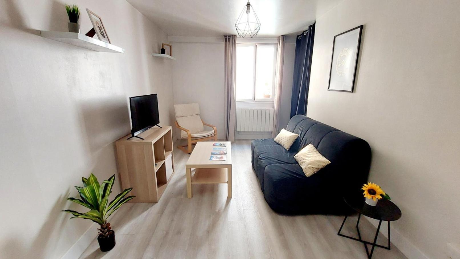 Appartement Avec Terrasse - Orleans - Quai De Loire Exterior photo